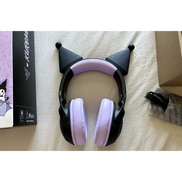 Limited Edition Sanrio Kuromi Razer Wireless RGB Headset HyperClear Cardioid Mic - Picture 10 of 14